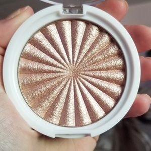 🆕️Ofra Highlighter- Blissful